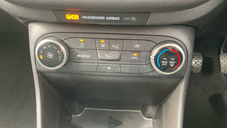 Ford Fiesta 1.1 Zetec 5dr Petrol Hatchback